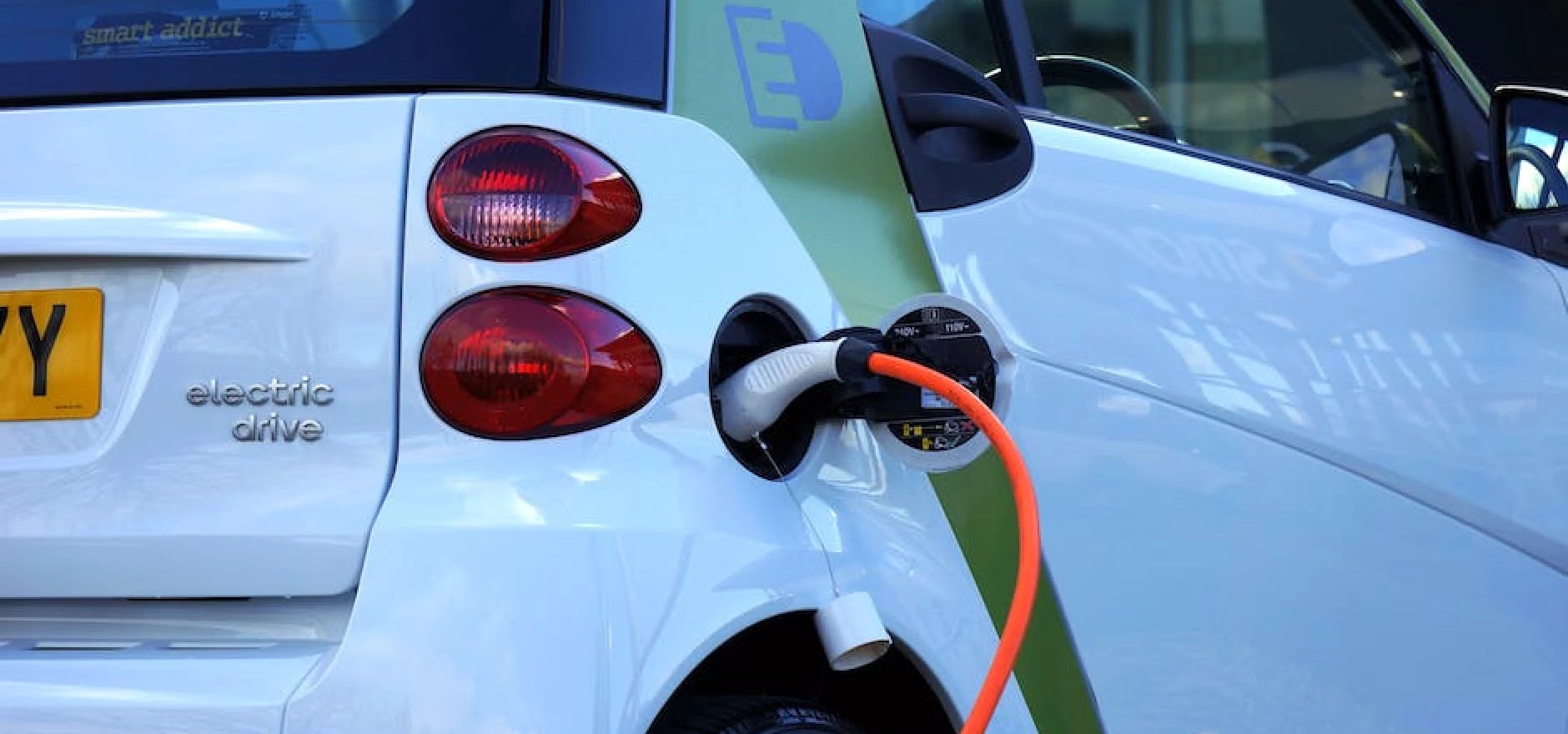 Wombwell Hall Care Home Installs an Electric Charge Point in Car Park