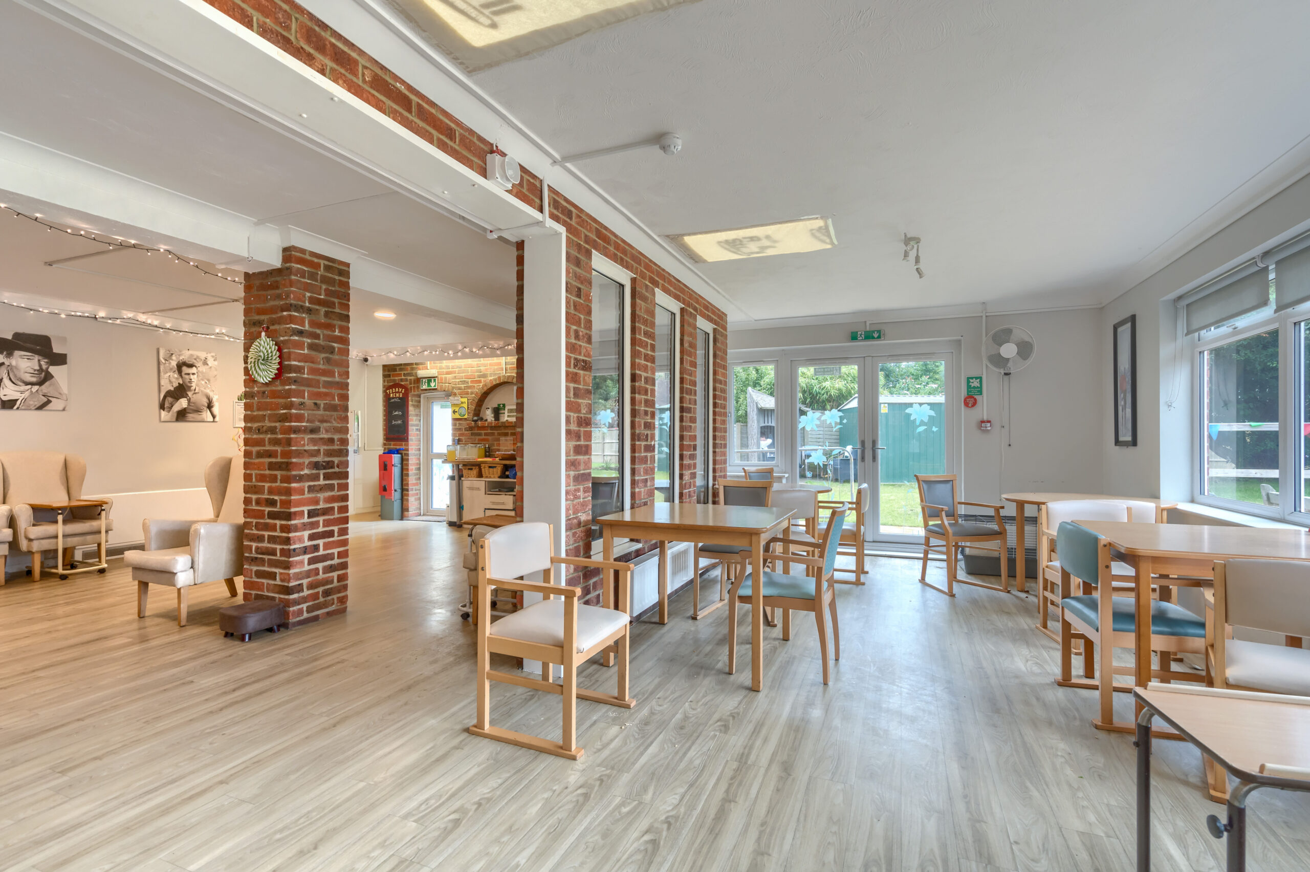 Dining area at Madeira Lodge